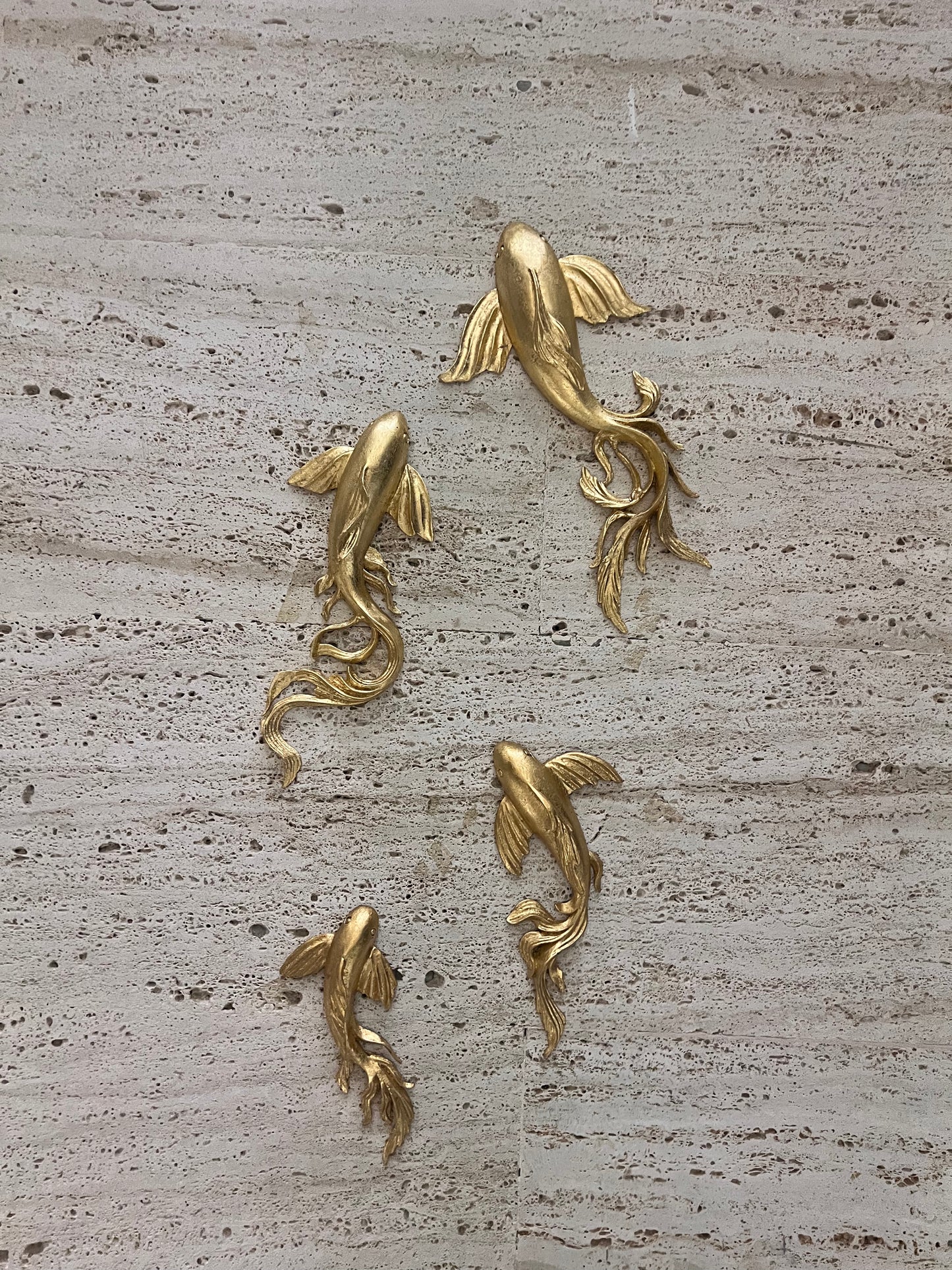 Aqua Gold Wall Fishes