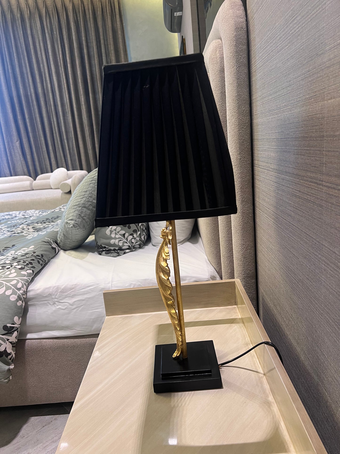 Acanthus leaf lamps