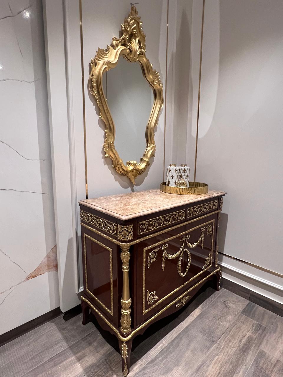Signature Side Board