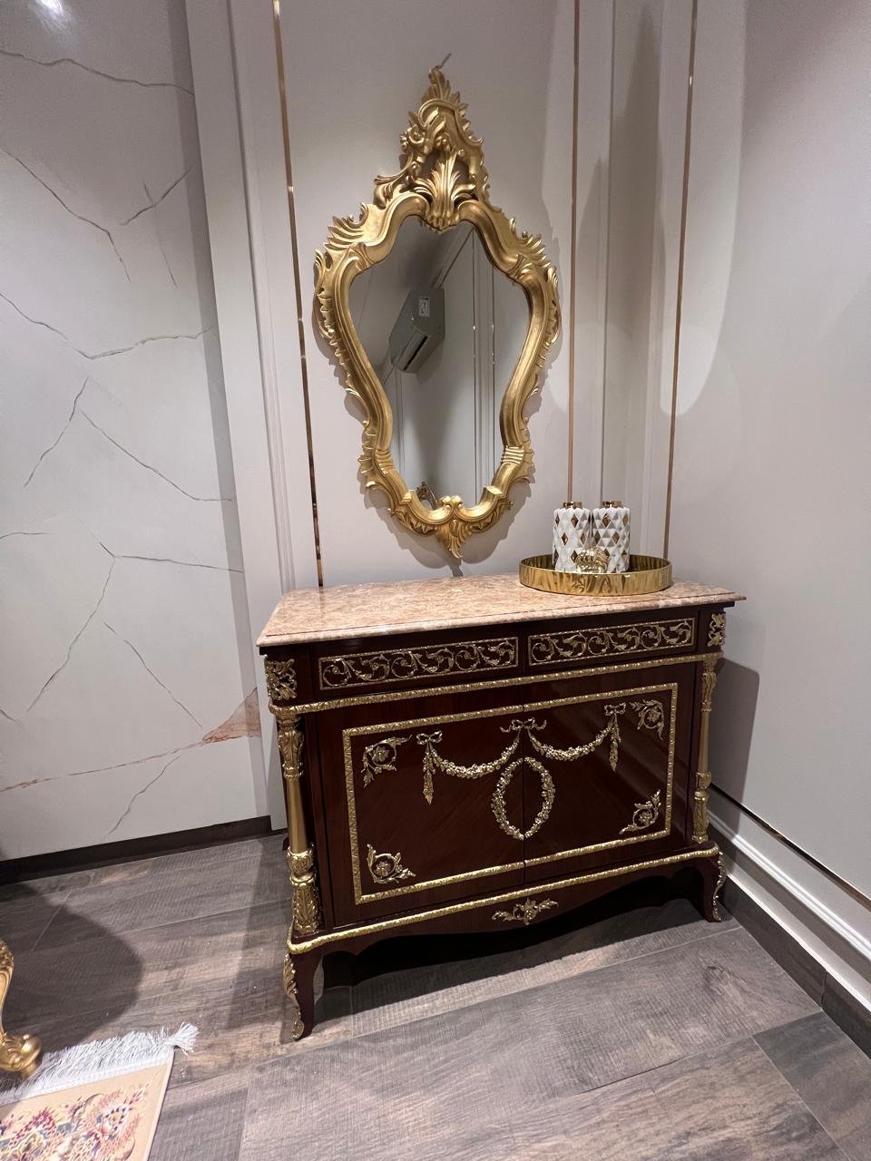Signature Side Board