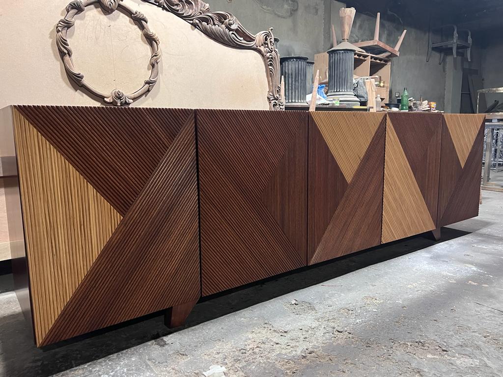 Diamond Deco Console