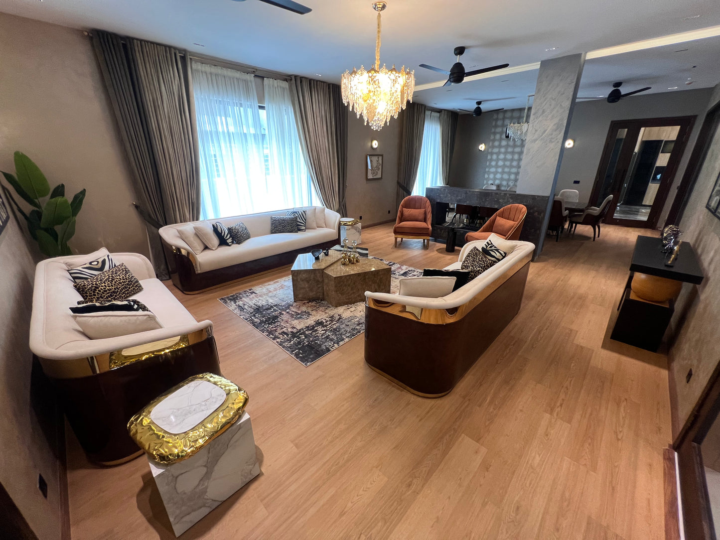 The Amber Lounge